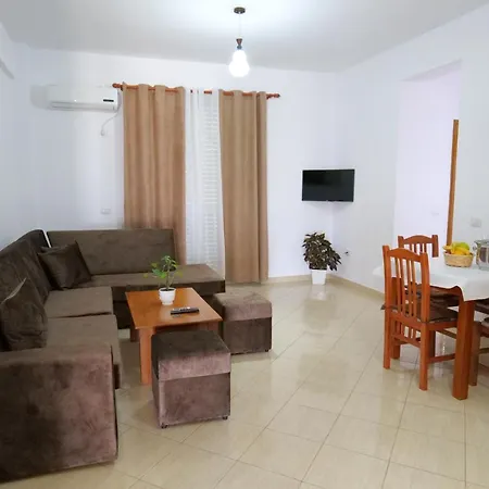 Apartment Ernest